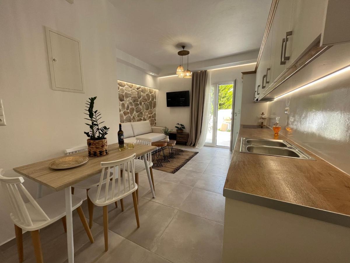 Aleria Central Apartments Naxos City Экстерьер фото